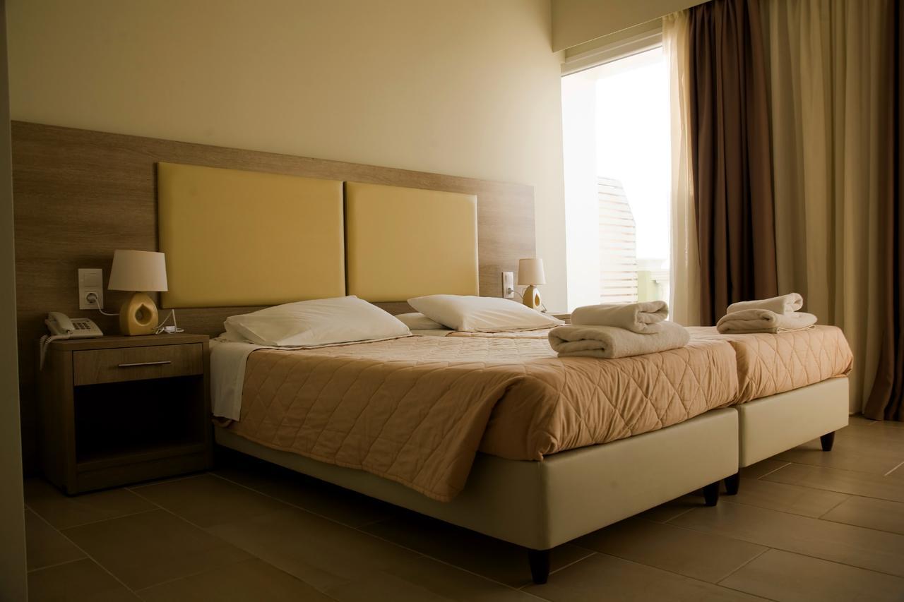 Golden Sunset Hotel บูเกริ ภายนอก รูปภาพ